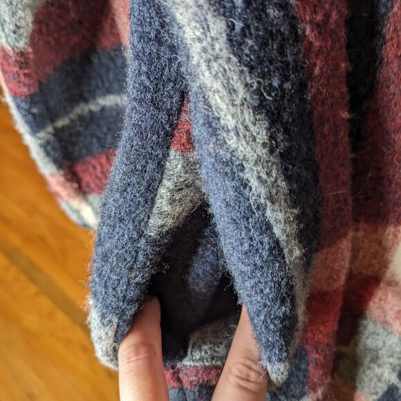 Tahari Wool Blend Button Down Oversized Plaid Jacket Coat Shacket Size Small - Picture 5 of 8